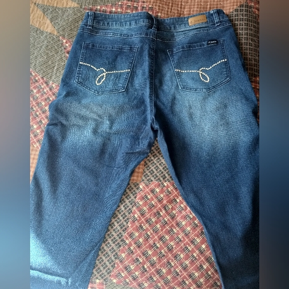 D.Jeans with beaded back pockets - Picture 3 of 6